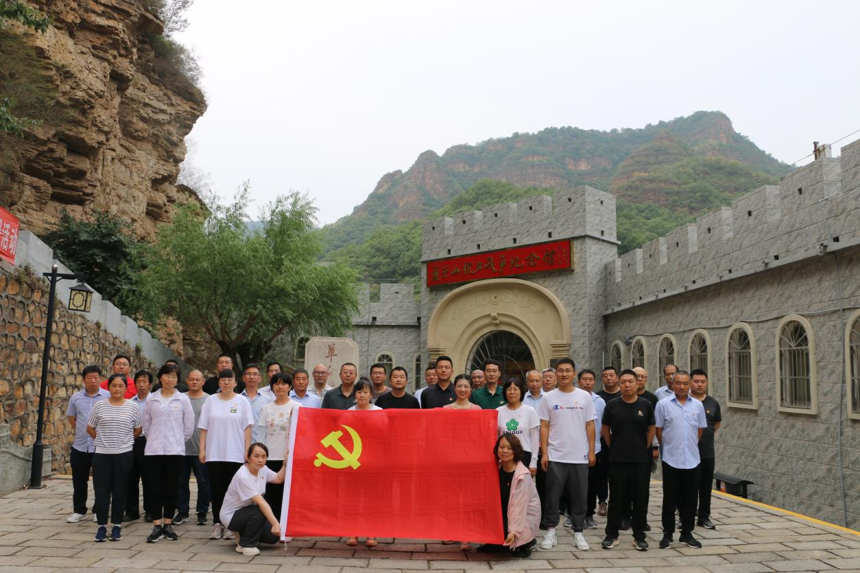 追寻红色记忆、弘扬建党精神新利体育顺发开展迎七一主题党日活动